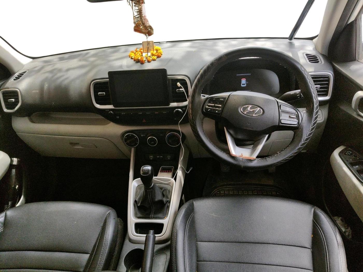 2023 Hyundai VENUE S 1.2, Petrol, Manual, 45,624 km, interior