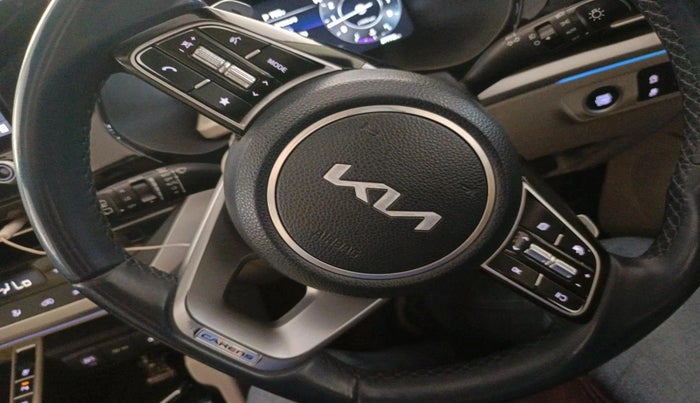 2024 KIA CARENS LUXURY PLUS 1.5 PETROL DCT 7 STR, Petrol, Automatic, 27,778 km, interior