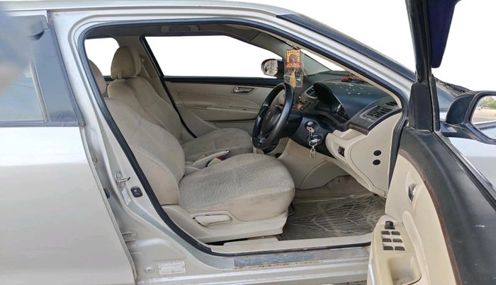 2017 Maruti Swift Dzire VXI, CNG, Manual, 81,057 km, interior