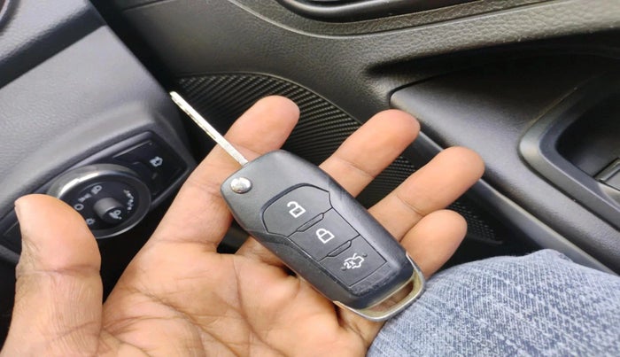 2016 Ford New Figo TREND 1.2 PETROL, Petrol, Manual, 32,820 km, interior