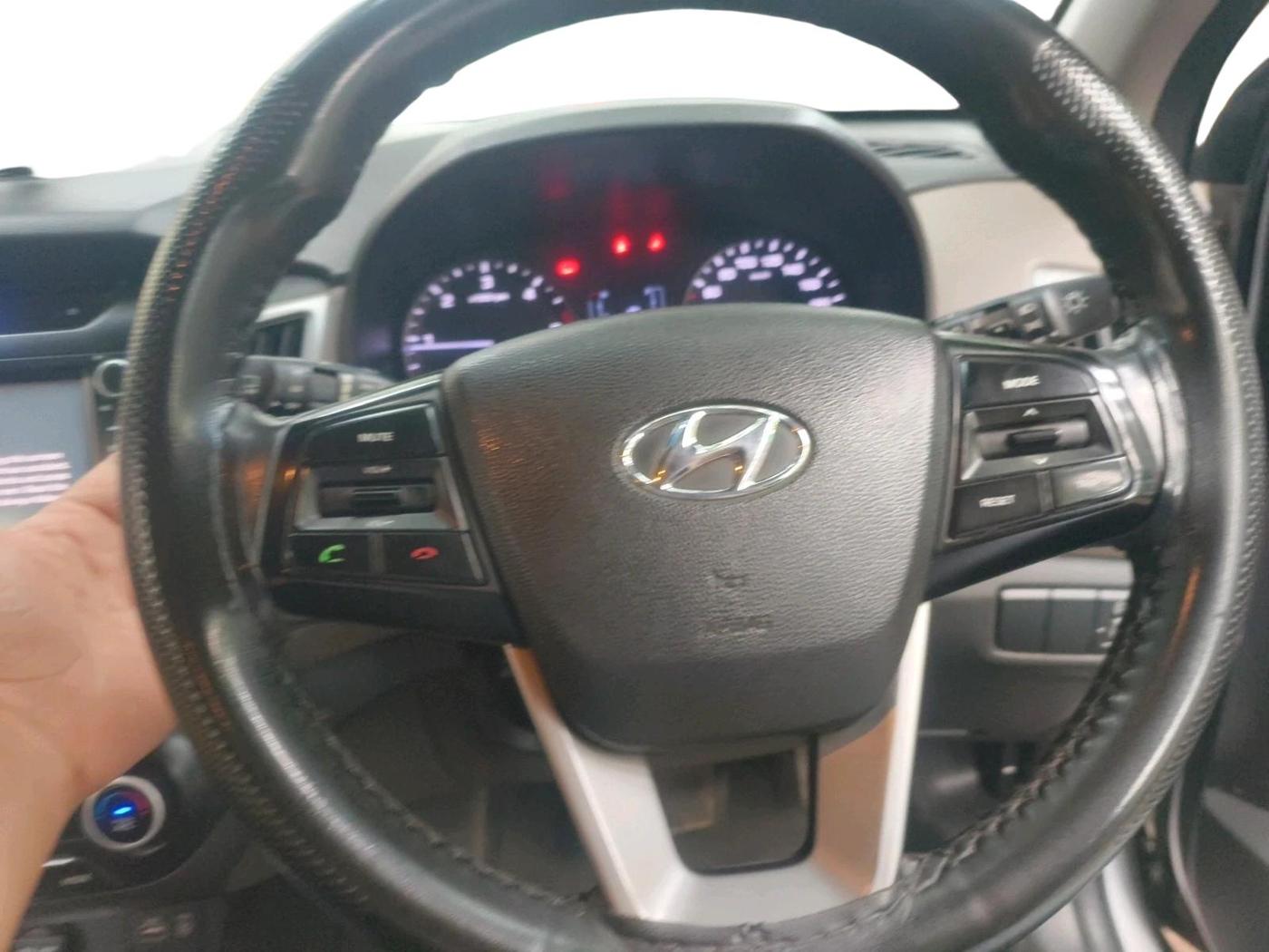 2016 Hyundai Creta SX PLUS AT 1.6 DIESEL, Diesel, Automatic, 1,01,361 km, interior