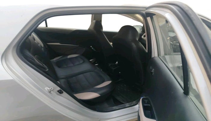 2016 Hyundai Grand i10 MAGNA 1.2 KAPPA VTVT, CNG, Manual, 69,004 km, interior