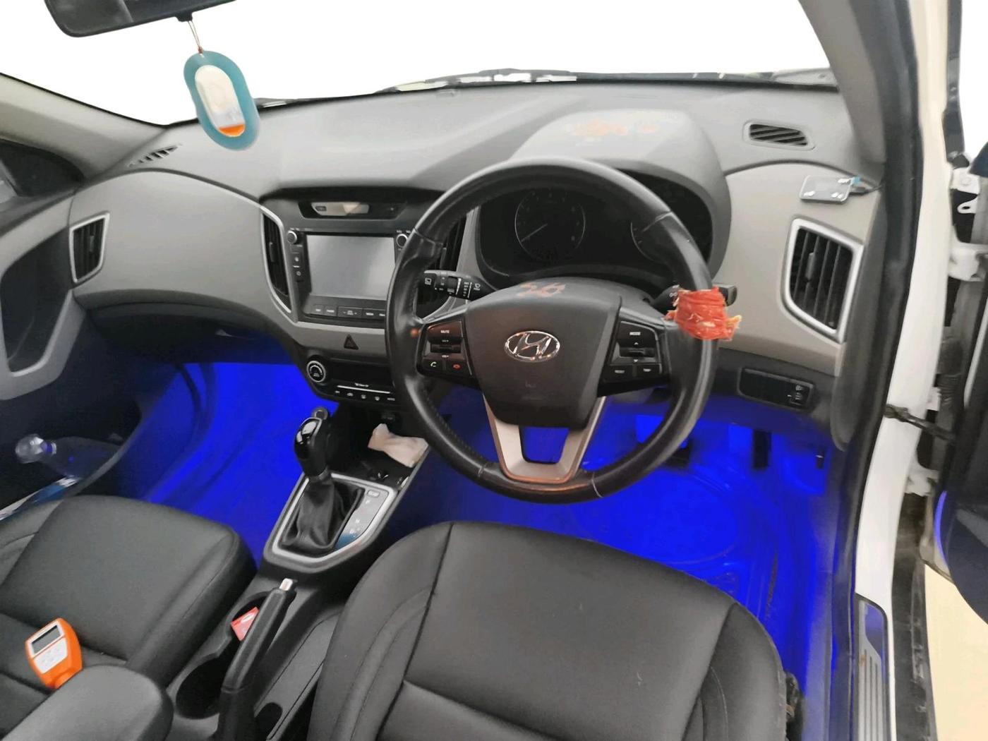 2017 Hyundai Creta SX PLUS AT 1.6 PETROL, Petrol, Automatic, 37,332 km, interior