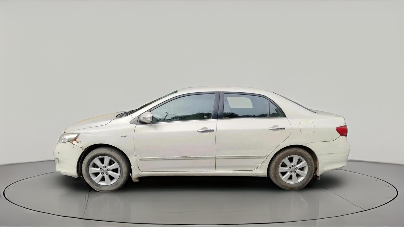 2011 Toyota Corolla Altis G PETROL, CNG, Manual, 1,47,458 km, exterior