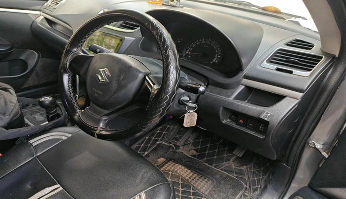 2017 Maruti Swift LXI (O), CNG, Manual, 90,946 km, interior