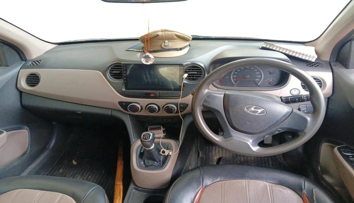 2014 Hyundai Grand i10 SPORTZ 1.2 KAPPA VTVT, CNG, Manual, 57,223 km, interior