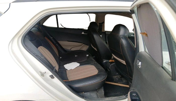 2014 Hyundai Grand i10 SPORTZ 1.2 KAPPA VTVT, CNG, Manual, 57,223 km, interior