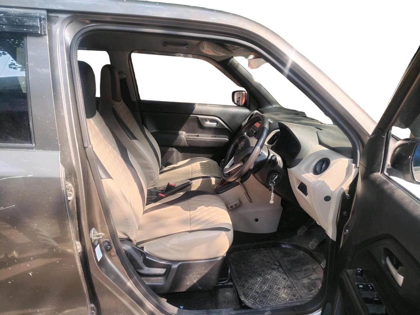 2019 Maruti New Wagon-R VXI 1.0, Petrol, Manual, 33,336 km, interior