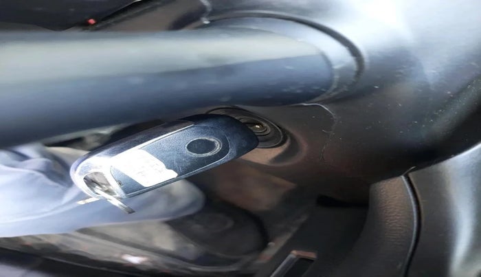 2022 Maruti Swift LXI, Petrol, Manual, 24,343 km, interior