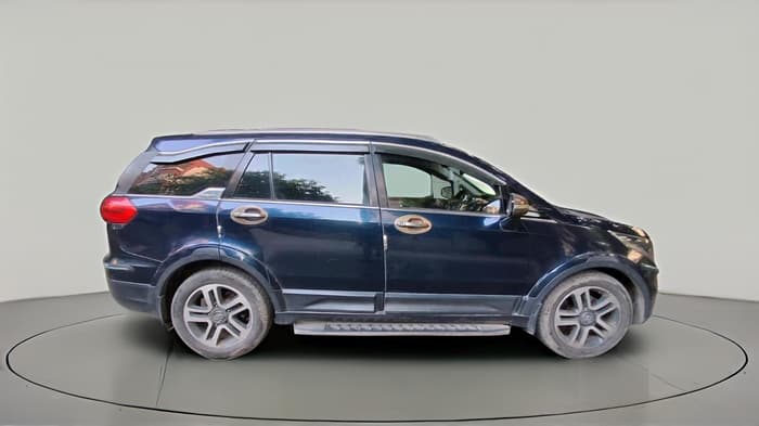 2017 Tata Hexa XT 4X2 6 STR, Diesel, Manual, 1,33,117 km, exterior