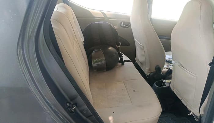 2011 Hyundai i10 MAGNA 1.2, CNG, Manual, 50,002 km, interior