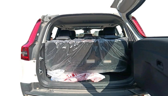 2024 Mahindra SCORPIO-N Z8 Select Petrol MT, Petrol, Manual, 8,951 km, exterior