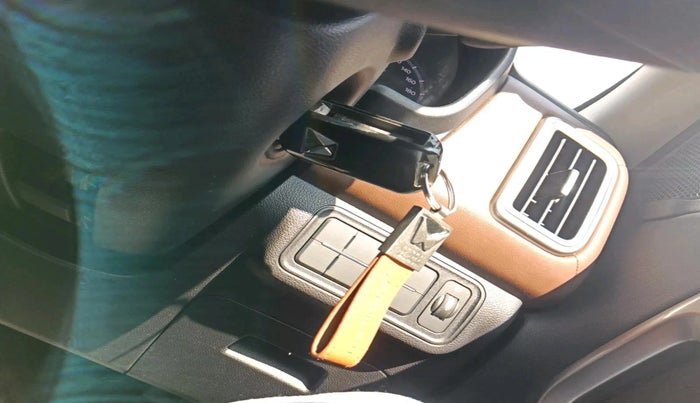 2024 Mahindra SCORPIO-N Z8 Select Petrol MT, Petrol, Manual, 8,951 km, interior