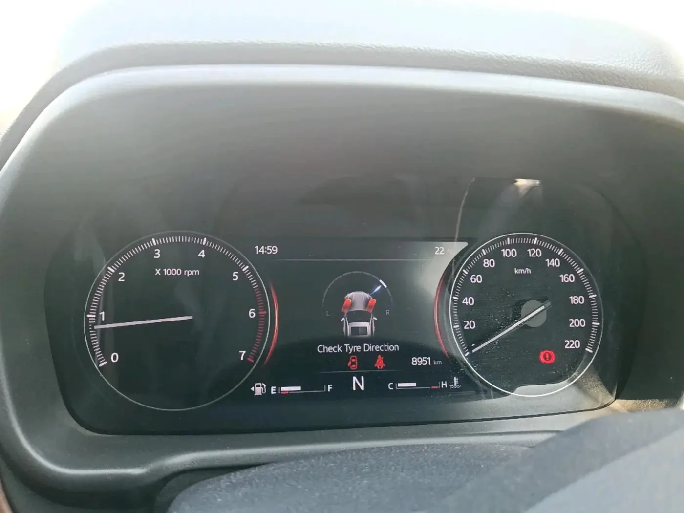 2024 Mahindra SCORPIO-N Z8 Select Petrol MT, Petrol, Manual, 8,951 km, interior