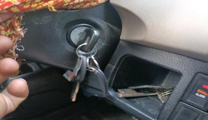 2015 Maruti Wagon R 1.0 LXI CNG, CNG, Manual, 1,26,111 km, interior