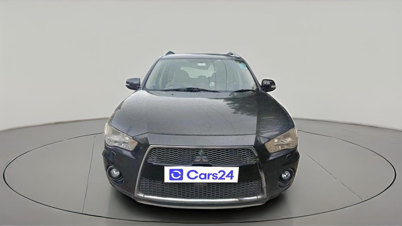 2011 Mitsubishi Outlander 2.4 MIVEC, Petrol, Automatic, 95,556 km, exterior