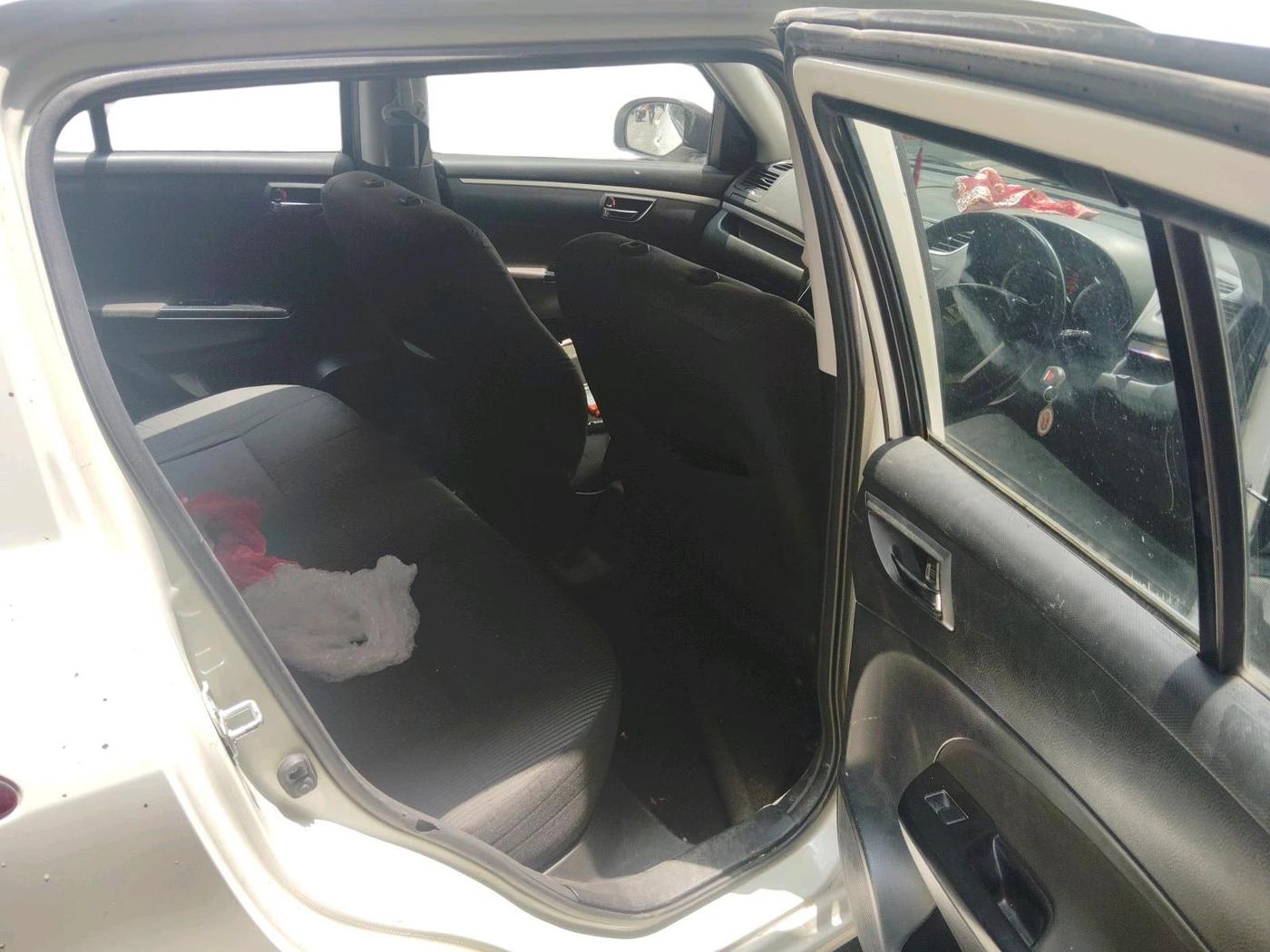 2012 Maruti Swift ZXI, Petrol, Manual, 58,298 km, interior