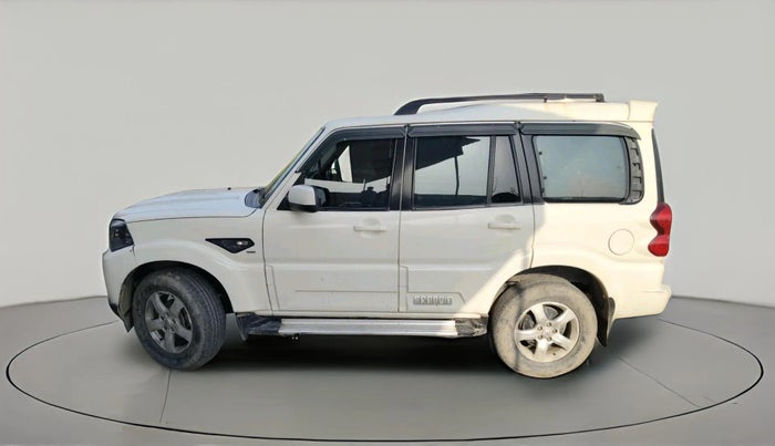 2018 Mahindra Scorpio S5, Diesel, Manual, 90,146 km, exterior
