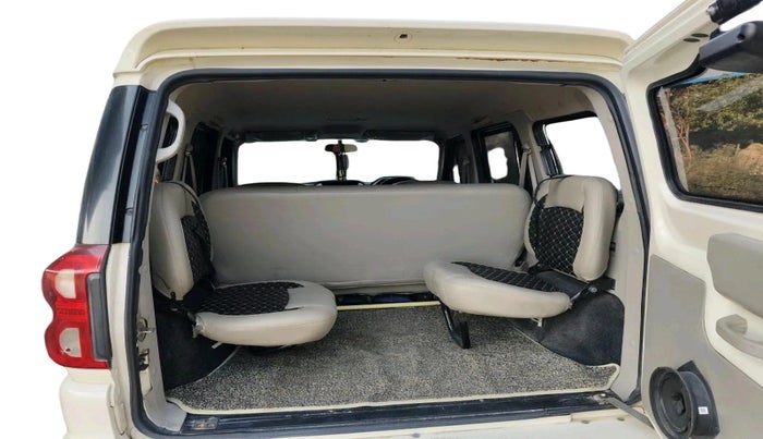 2018 Mahindra Scorpio S5, Diesel, Manual, 90,146 km, exterior