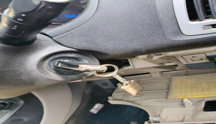 2011 Hyundai i20 MAGNA 1.2, CNG, Manual, 1,44,615 km, interior