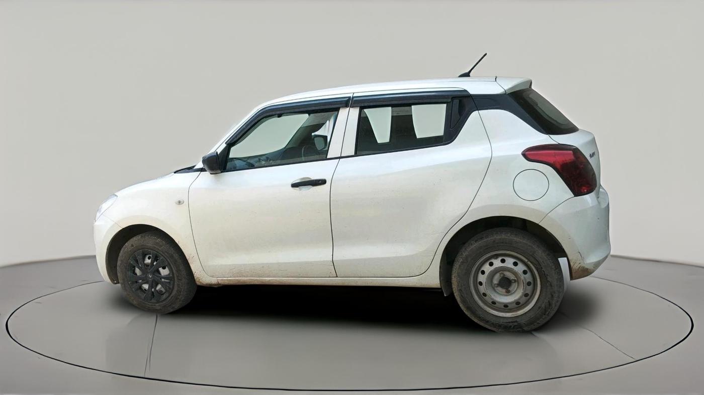 2023 Maruti Swift LXI, CNG, Manual, 76,769 km, exterior