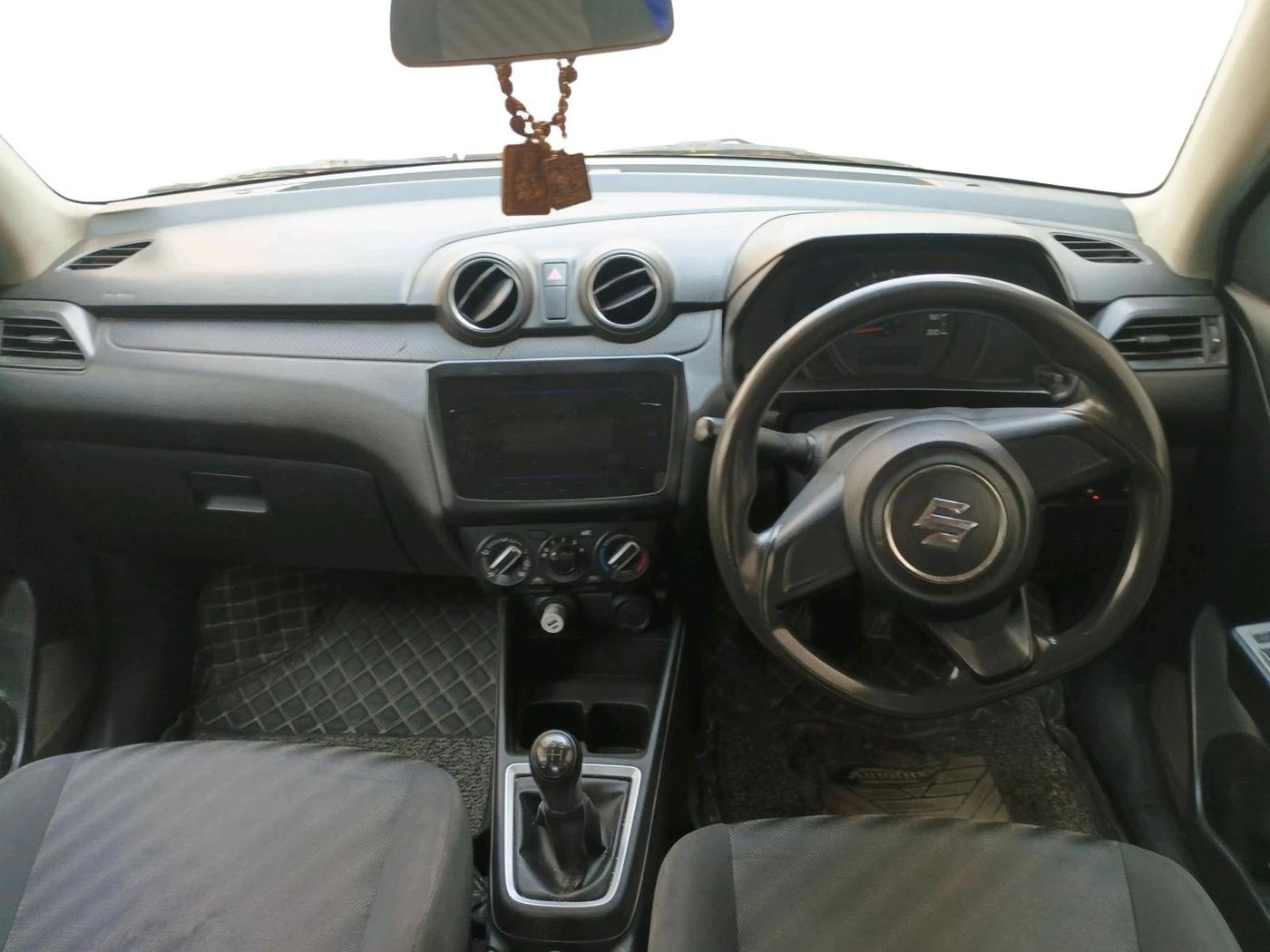 2023 Maruti Swift LXI, CNG, Manual, 76,769 km, interior