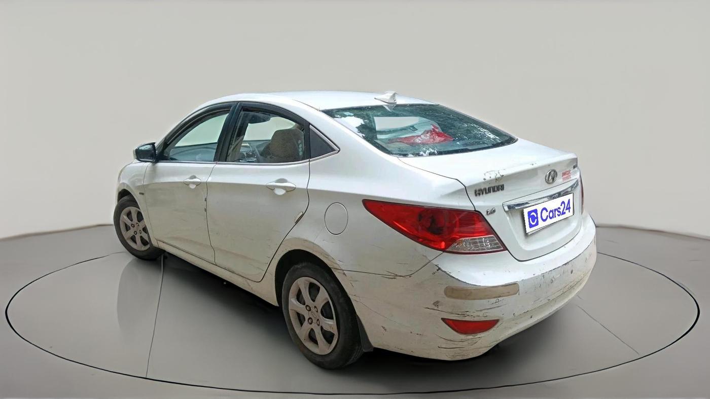 2011 Hyundai Verna FLUIDIC 1.6 VTVT EX, Petrol, Manual, 56,498 km, exterior