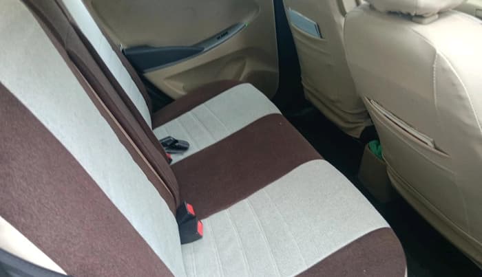 2016 Hyundai Verna FLUIDIC 4S 1.4 VTVT, Petrol, Manual, 1,50,658 km, interior