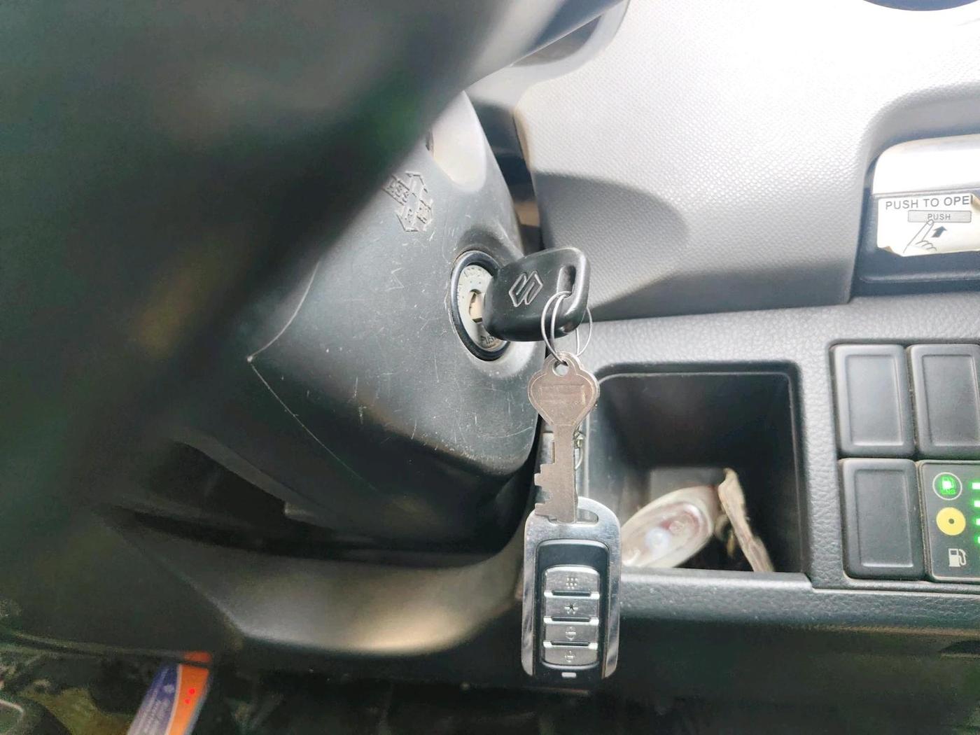 2011 Maruti Wagon R 1.0 LXI CNG, CNG, Manual, 96,784 km, interior