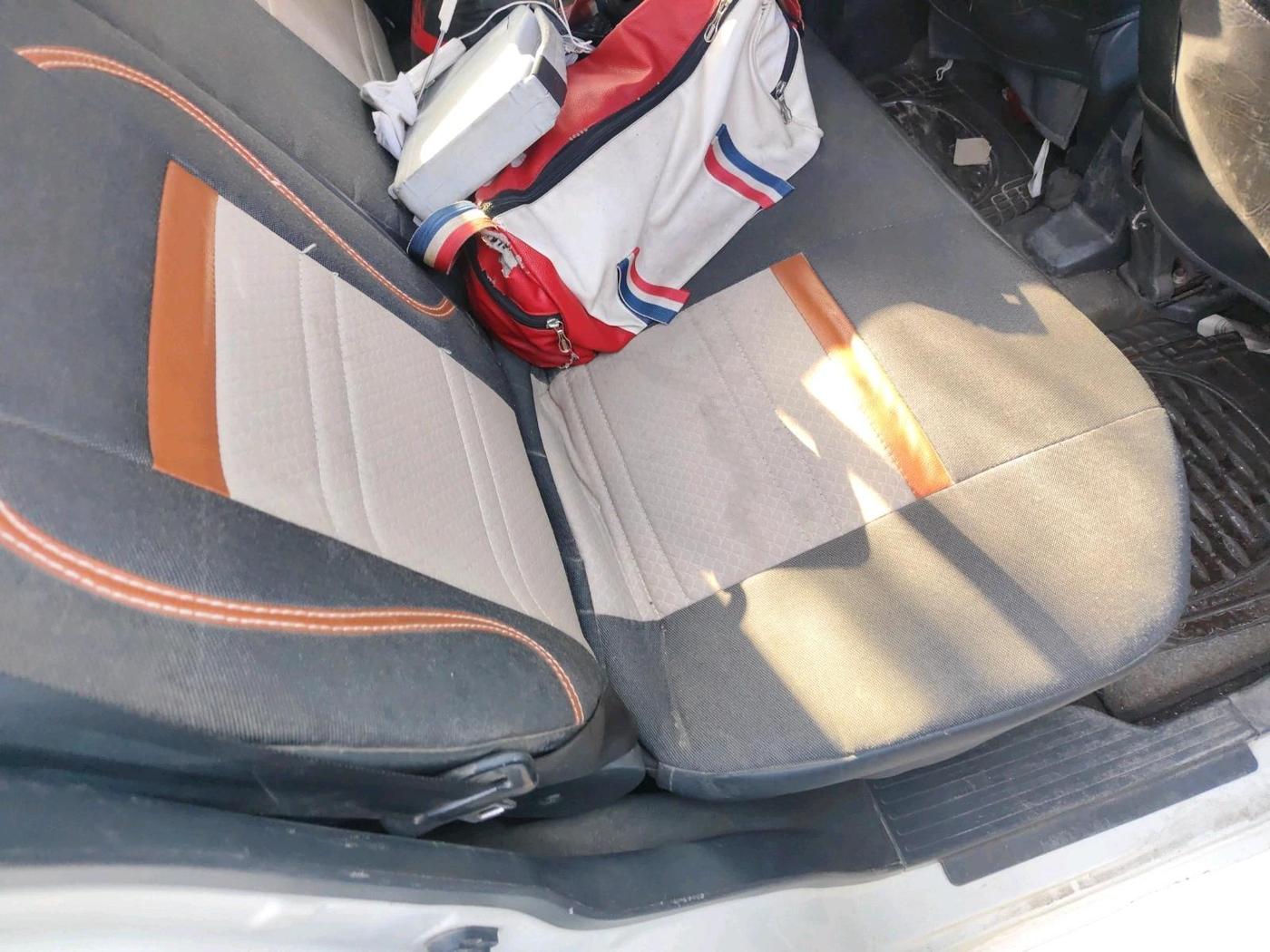 2011 Maruti Wagon R 1.0 LXI CNG, CNG, Manual, 96,784 km, interior