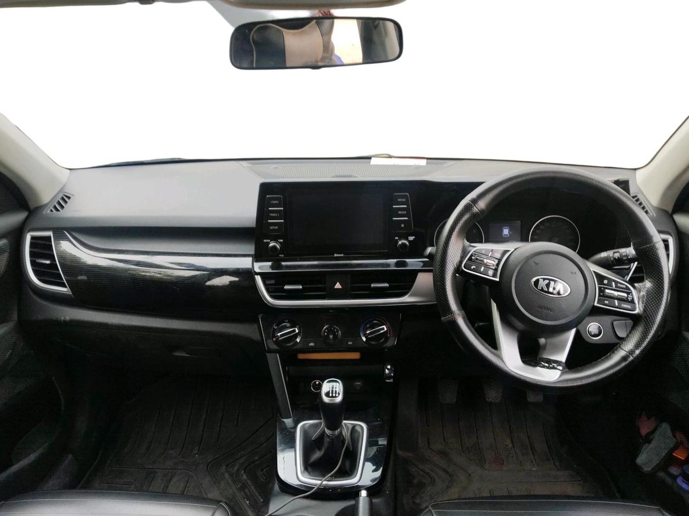 2020 KIA SELTOS HTK PLUS 1.5, Petrol, Manual, 50,061 km, interior