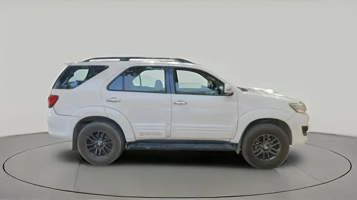 2016 Toyota Fortuner 3.0 4X2 AT, Diesel, Automatic, 2,37,720 km, exterior