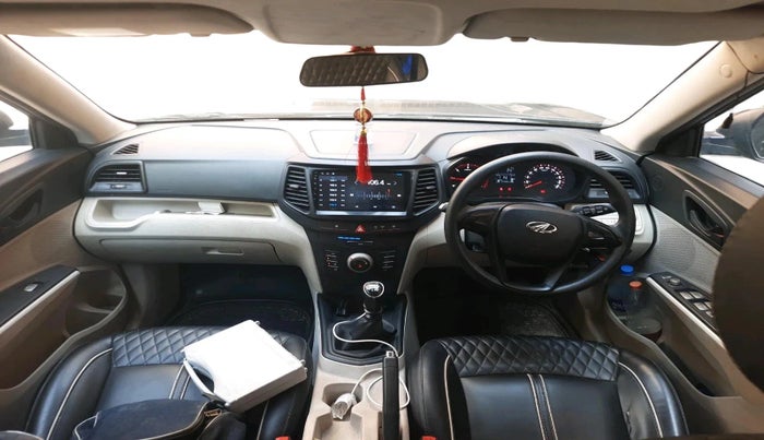 2022 Mahindra XUV300 W4 1.5 DIESEL, Diesel, Manual, 54,086 km, interior