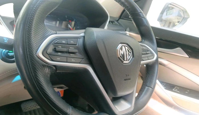 2022 MG HECTOR SHARP 1.5 PETROL CVT, Petrol, Automatic, 46,468 km, interior