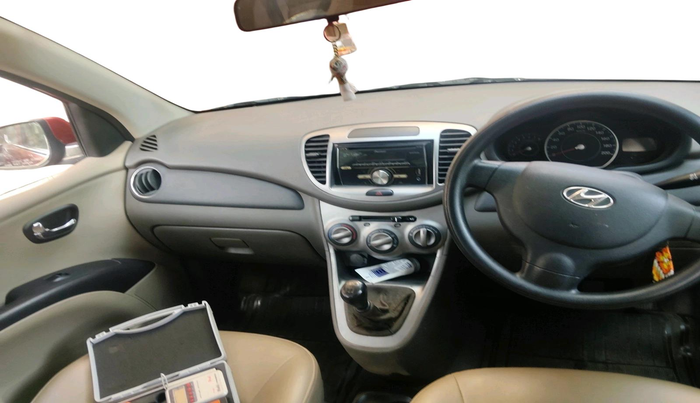 2013 Hyundai i10 MAGNA 1.2, Petrol, Manual, 63,411 km, interior