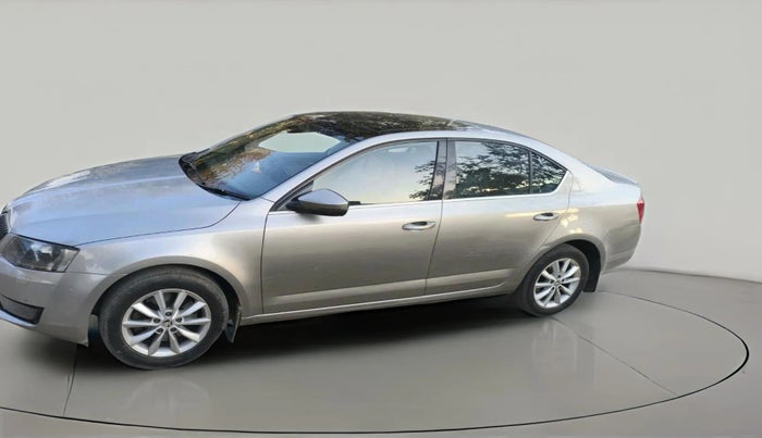 2015 Skoda Octavia ELEGANCE 1.8 TSI AT, Petrol, Automatic, 1,21,918 km, exterior