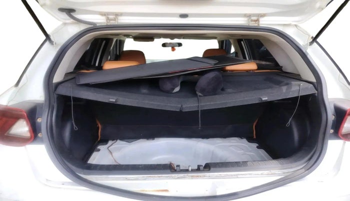 2021 Hyundai VENUE SX 1.5 CRDI, Diesel, Manual, 88,283 km, exterior