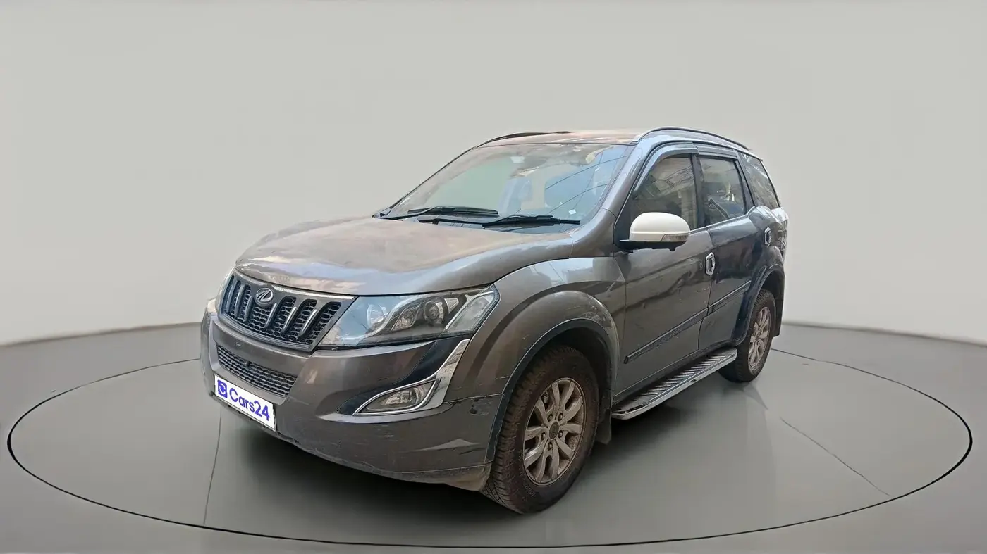2017 Mahindra XUV500 W10 1.99, Diesel, Manual, 1,68,726 km, exterior