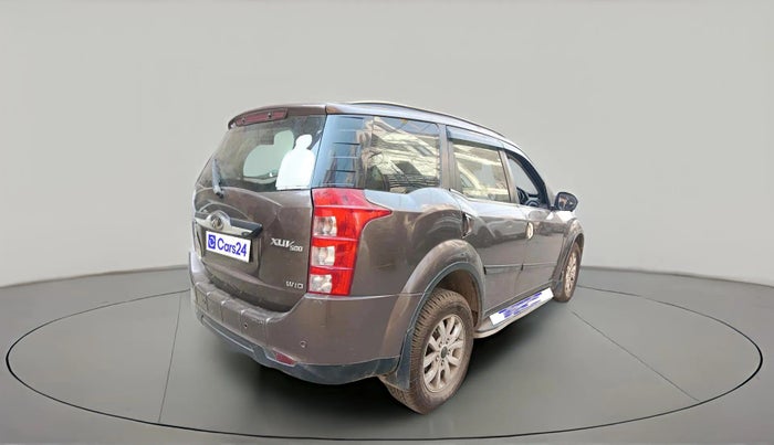 2017 Mahindra XUV500 W10 1.99, Diesel, Manual, 1,68,726 km, exterior