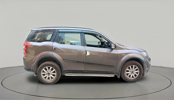 2017 Mahindra XUV500 W10 1.99, Diesel, Manual, 1,68,726 km, exterior