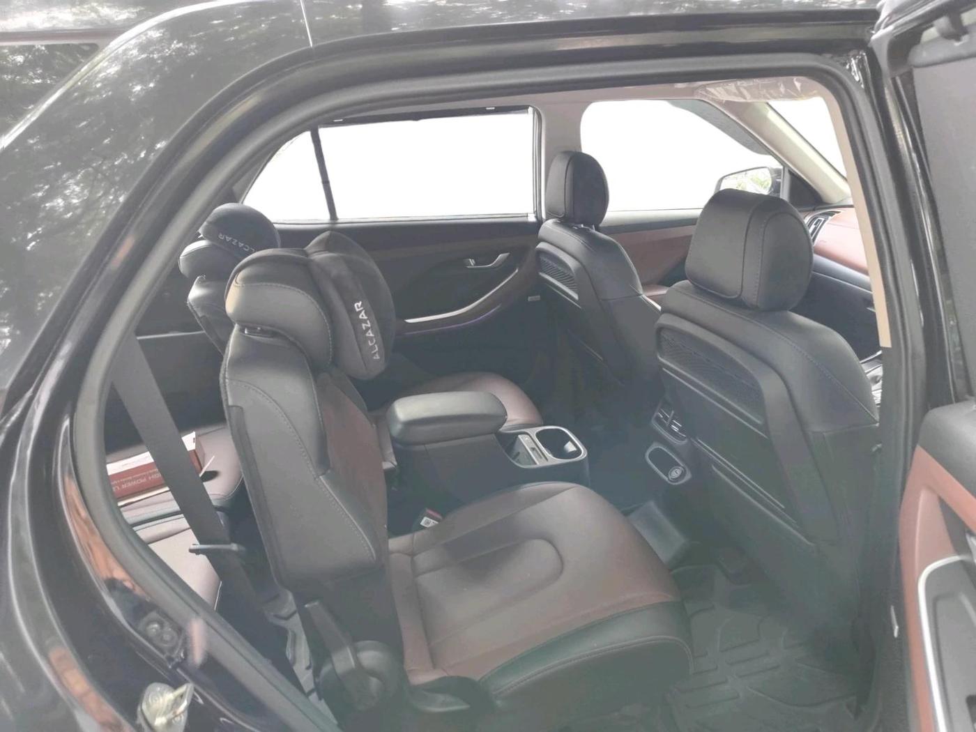 2023 Hyundai ALCAZAR 1.5 SIGNATURE (O) DCT 6STR TURBO P, Petrol, Automatic, 21,624 km, interior