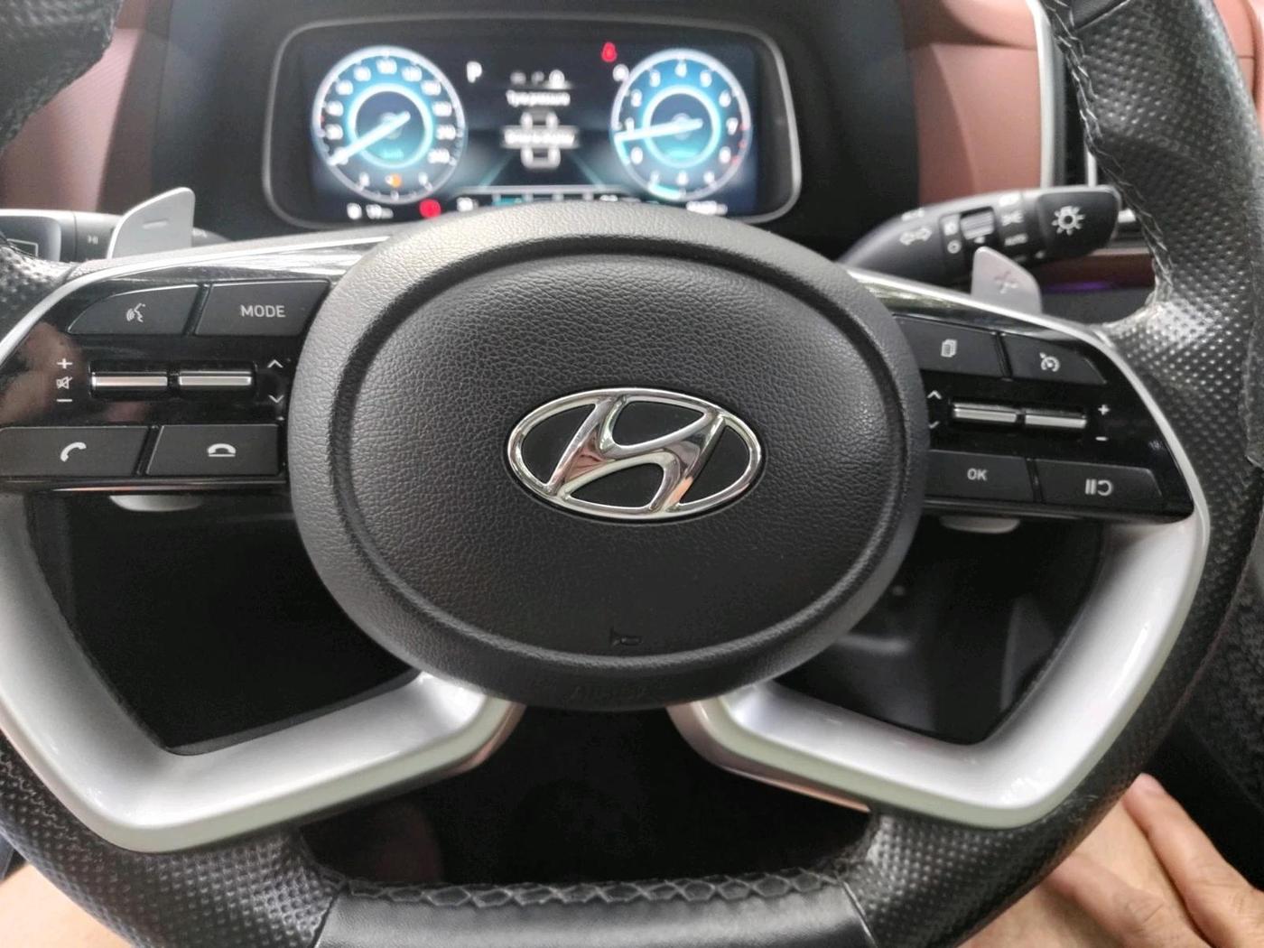 2023 Hyundai ALCAZAR 1.5 SIGNATURE (O) DCT 6STR TURBO P, Petrol, Automatic, 21,624 km, interior