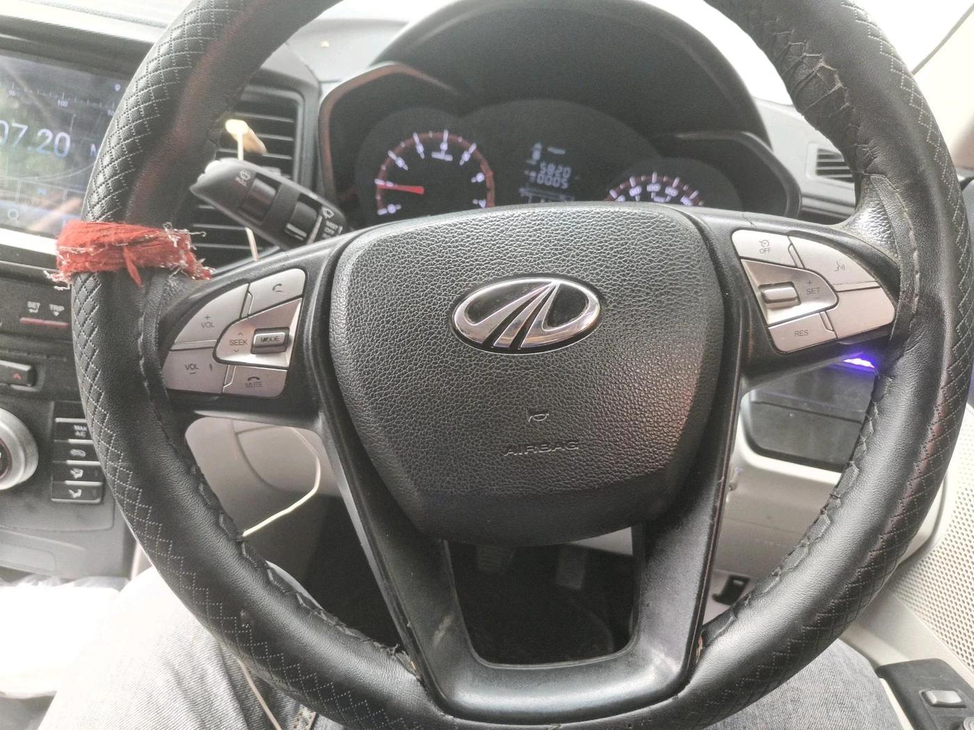2019 Mahindra XUV300 W4 1.2 PETROL, Petrol, Manual, 78,975 km, interior