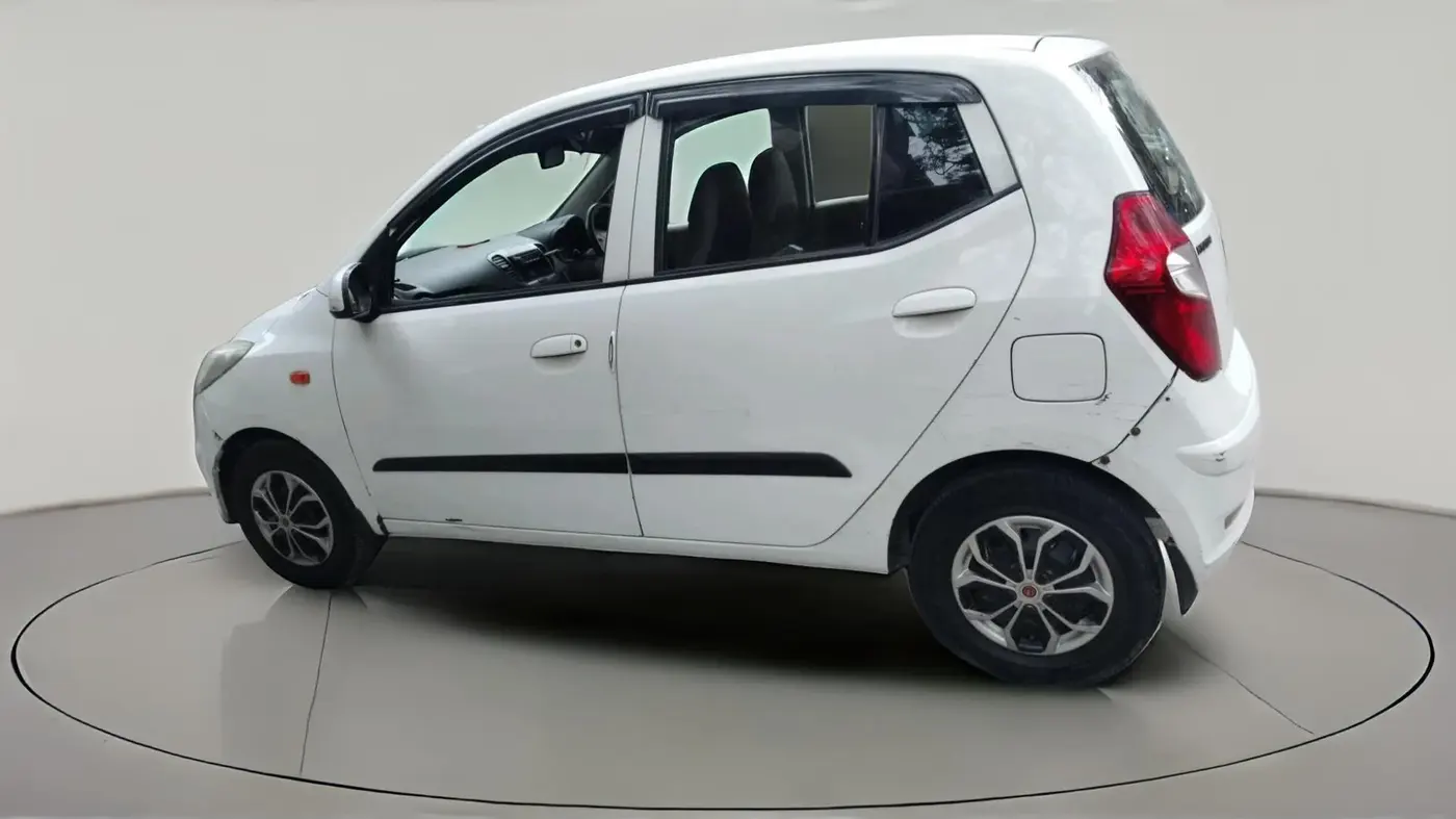 2011 Hyundai i10 MAGNA 1.1, CNG, Manual, 86,925 km, exterior