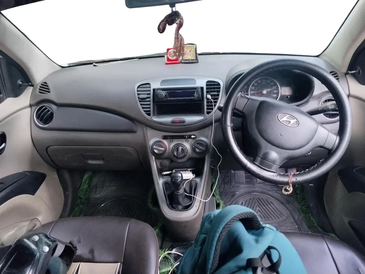 2011 Hyundai i10 MAGNA 1.1, CNG, Manual, 86,925 km, interior