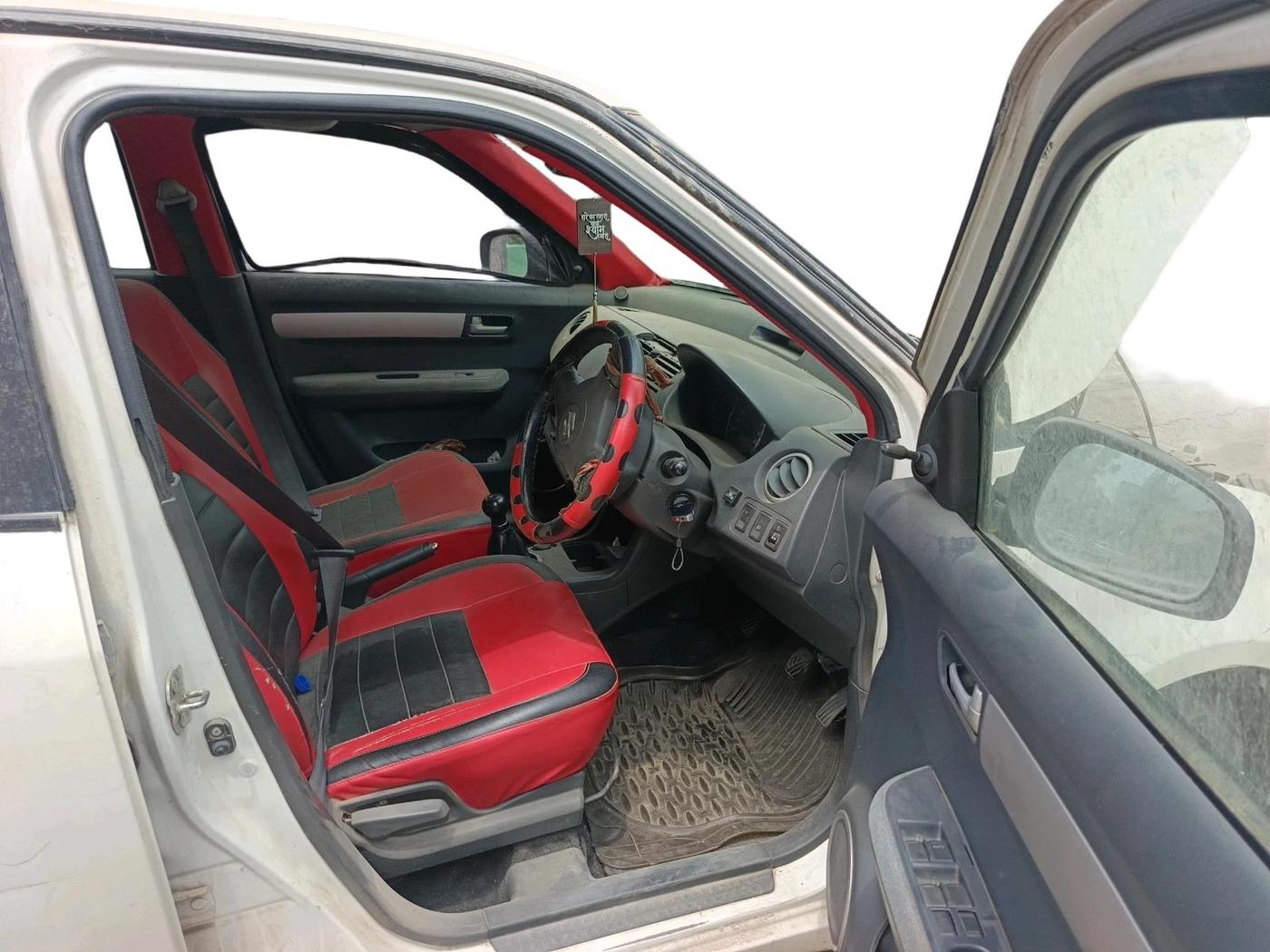 2011 Maruti Swift Dzire VXI, CNG, Manual, 1,20,539 km, interior