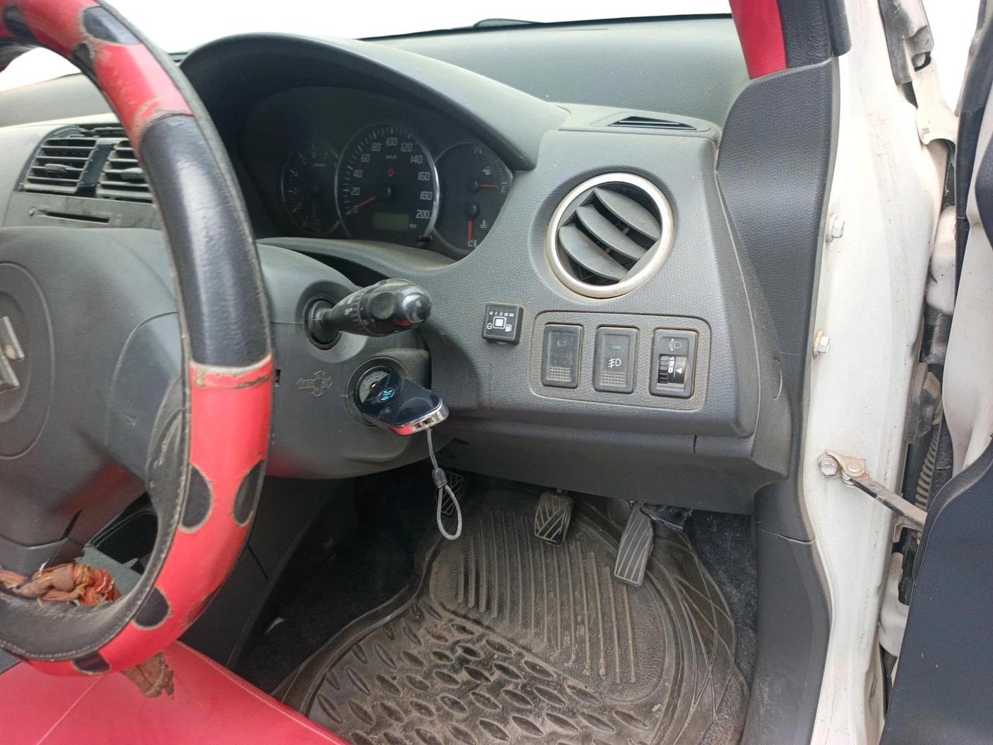 2011 Maruti Swift Dzire VXI, CNG, Manual, 1,20,539 km, interior