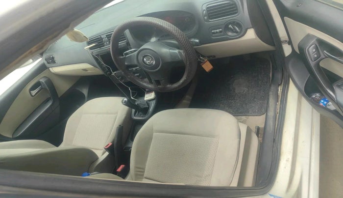 2011 Volkswagen Polo TRENDLINE 1.2L PETROL, CNG, Manual, 1,07,952 km, interior