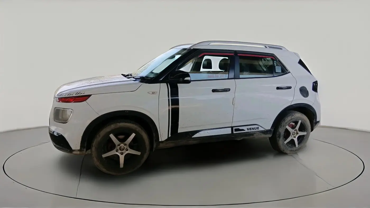 2019 Hyundai VENUE S 1.2, CNG, Manual, 83,612 km, exterior