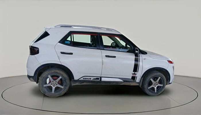 2019 Hyundai VENUE S 1.2, CNG, Manual, 83,612 km, exterior